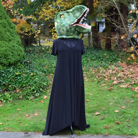 Lane Bryant Dresses & Skirts - NWT Lane Bryant 14/16 Cage Front Black Maxi Dress